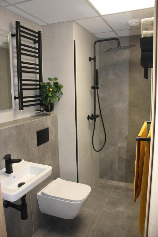 Nikoapartments - Miniapartment 2+2 Cracovia Esterno foto